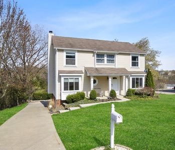 216 Briar Path, Imperial, PA, 15126