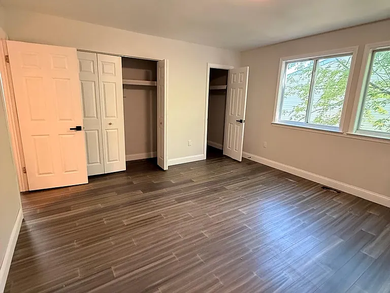 711 Myrtle Ave — Photo 6