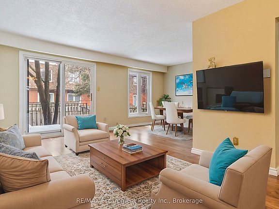 2nd image of 750 Burnhamthorpe Rd E #25