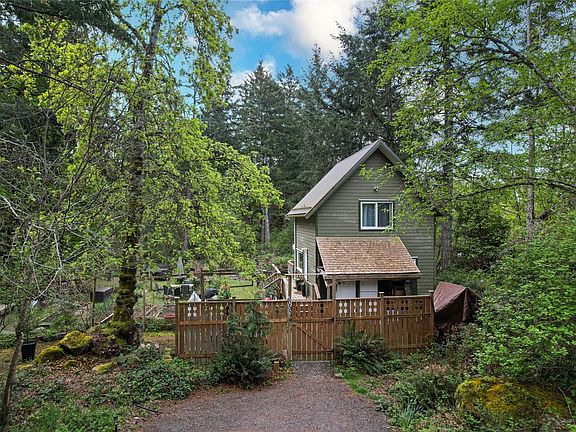 2nd image of 3055 Mander Rd