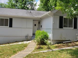 119 Tucker Rd, Oak Ridge, TN 37830