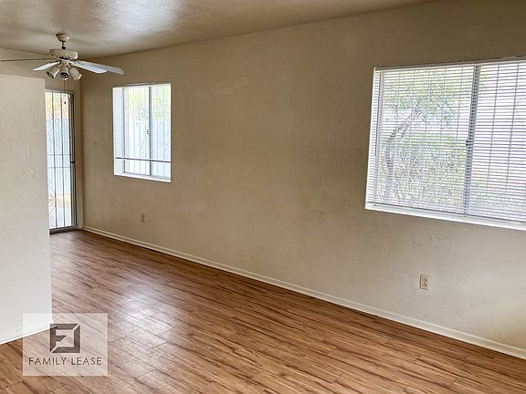 3rd image of 3646 E Blacklidge Dr Unit 9