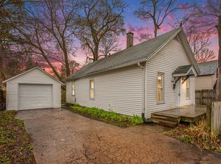 516 Brenner St NE, Grand Rapids, MI 49505