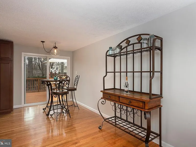 6660 Farbell Row — Photo 11