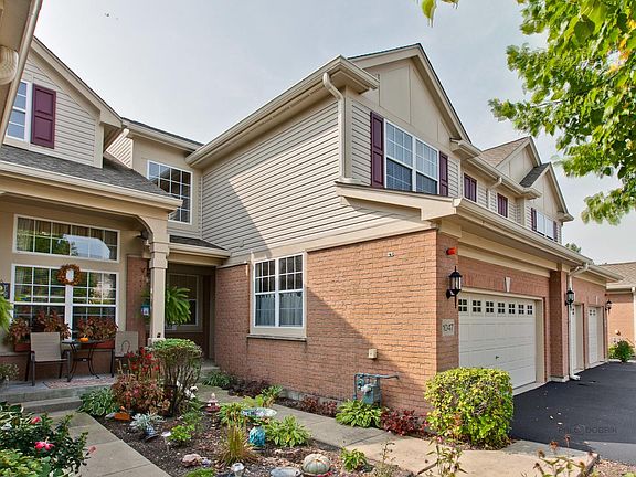 2nd image of 1047 Orchard Pond Ct