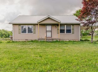 4614 Woodrow Wilson Rd, Springfield, TN 37172