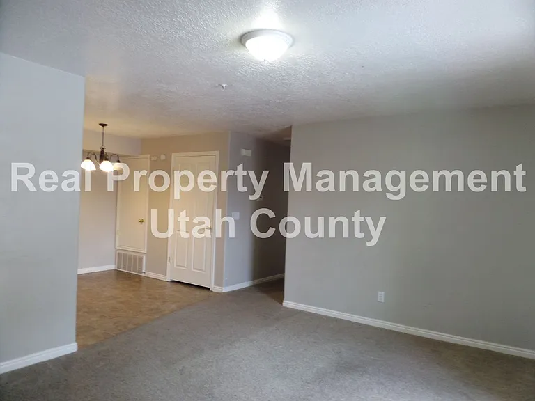 3397 E Ridge Route Rd #6 — Photo 11