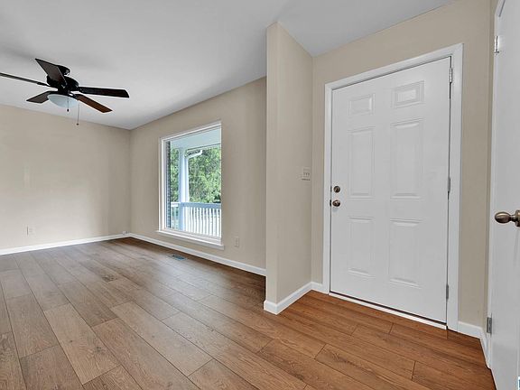 5th image of 2631 North Rd