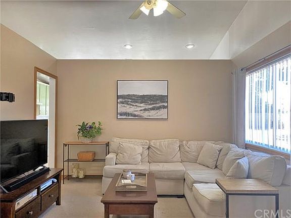 5th image of 23700 Maidstone Pl