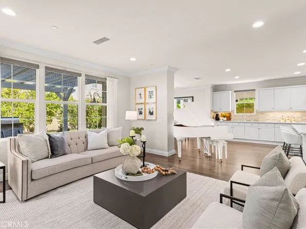 111 Bumblebee, Irvine, CA 92618