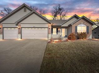 413 Sceptre Rd, Wentzville, MO 63385