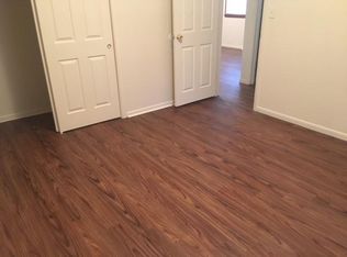 1826 Fort Riley Blvd, Manhattan, KS 66502