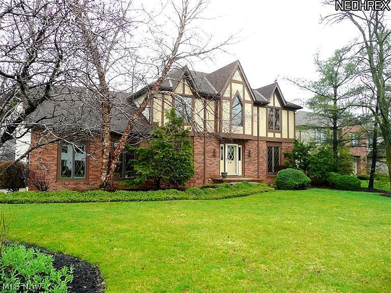 1st image of 20318 Beechwood Ln