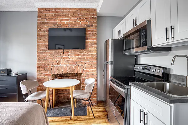 Rented by Centennial Properties NY | media 10