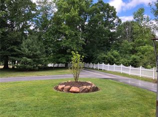 327 Sleepy Holw, Ortonville, MI 48462