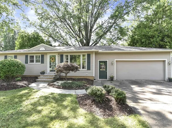 13374 Harper Rd, Strongsville, OH 44149