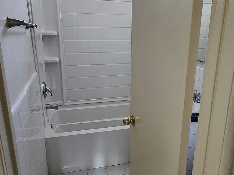 2717 Orchard Ave #15 — Photo 8