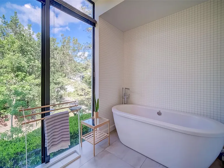 8660 Arboretum Ln — Photo 28