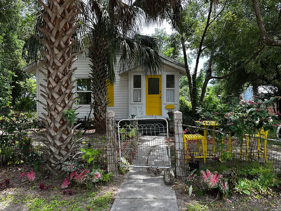 1024 E 4th Ave