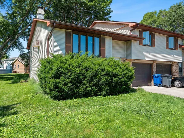 800 Glenhaven Ln, Green Bay, WI 54301