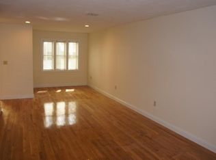 122 W 7th St, Boston, MA 02127
