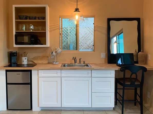 178 Pine Canyon Rd #1, Salinas, CA 93908