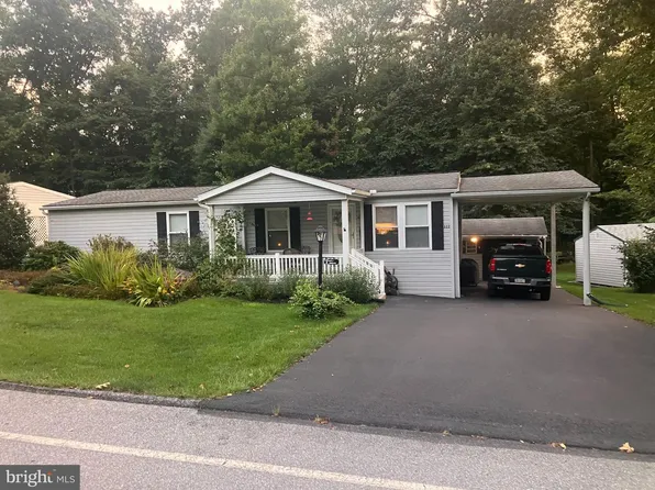 322 Maple Ave, Manheim, PA 17545