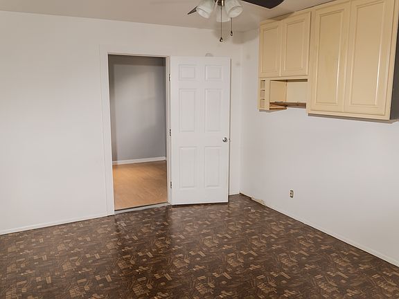 4th image of 4707 Erin Blvd
