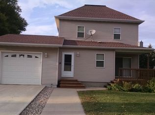 330 Maple Ave, Butterfield, MN 56120