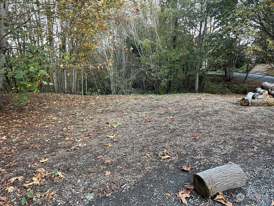 2nd image of 307 XX 28th Avenue SW