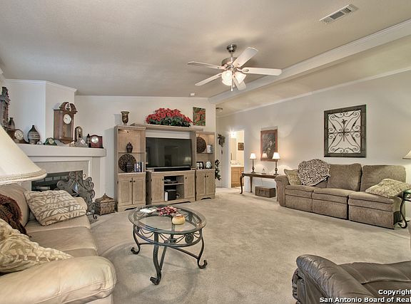 4th image of 1487 Linda Dr