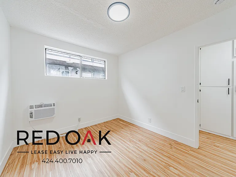 252 W Elm Ave #L — Photo 11