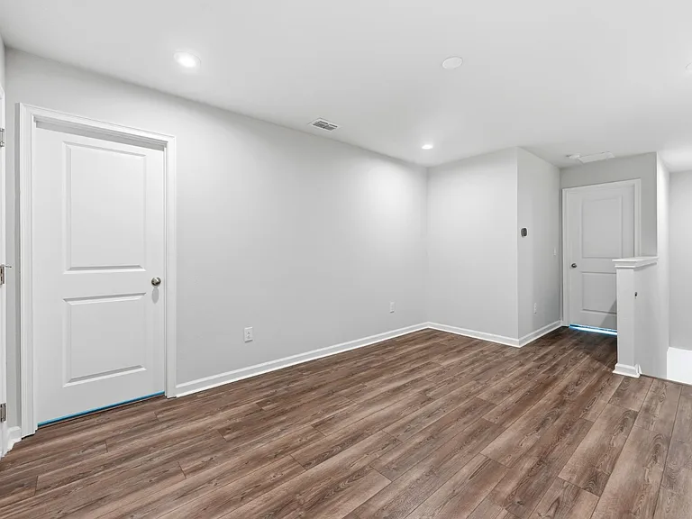 2587 Everglade Way — Photo 13