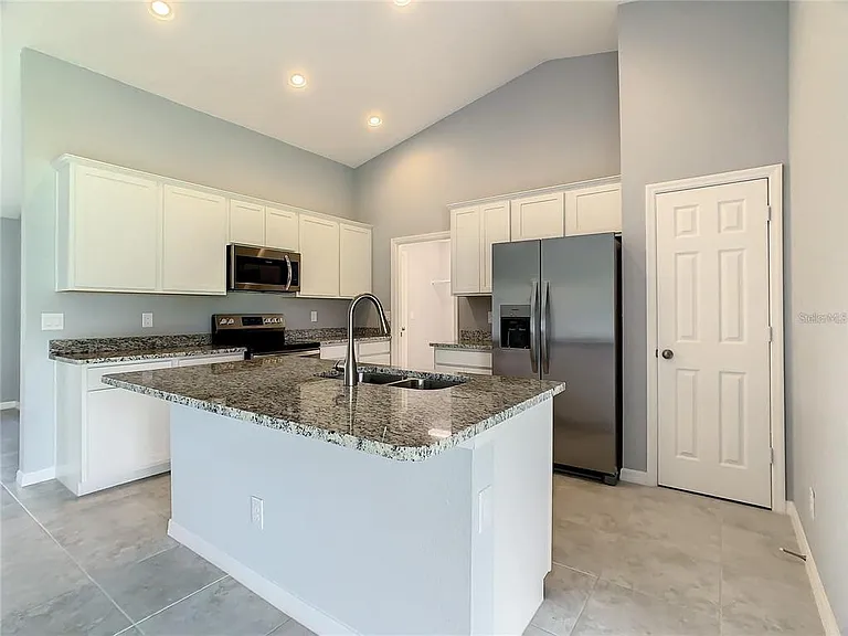27307 Tierra Del Fuego Cir — Photo 16