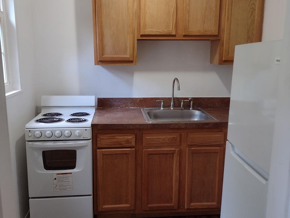 1st image of 22651 Fox Ave APT E
