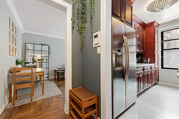 Sold by Compass | media 2