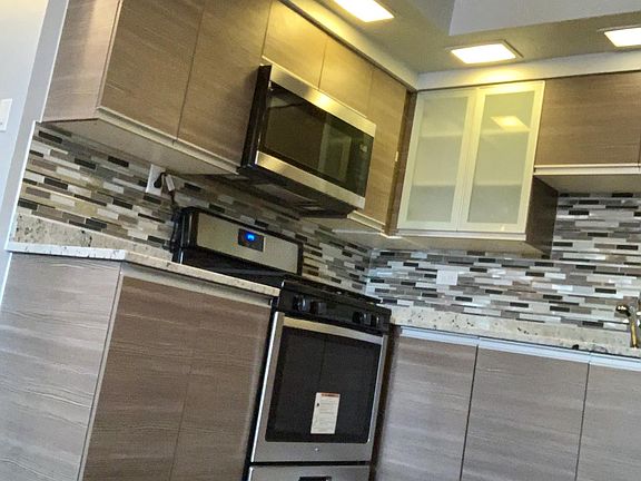 4th image of 8136 S Kedzie Ave #101