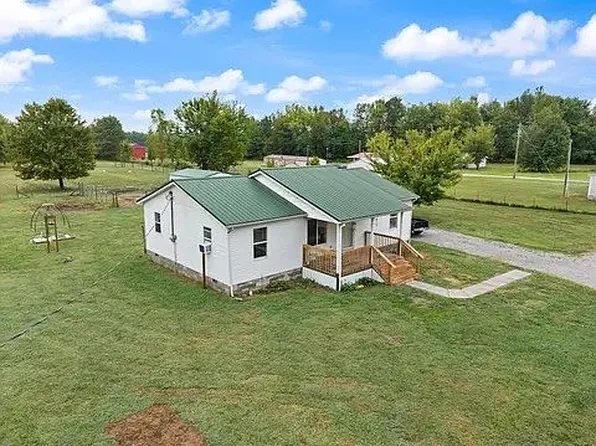 3860 Kendall Springs Rd, Owingsville, KY 40360