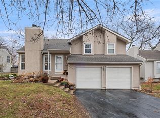 12722 W 108th St, Overland Park, KS 66210