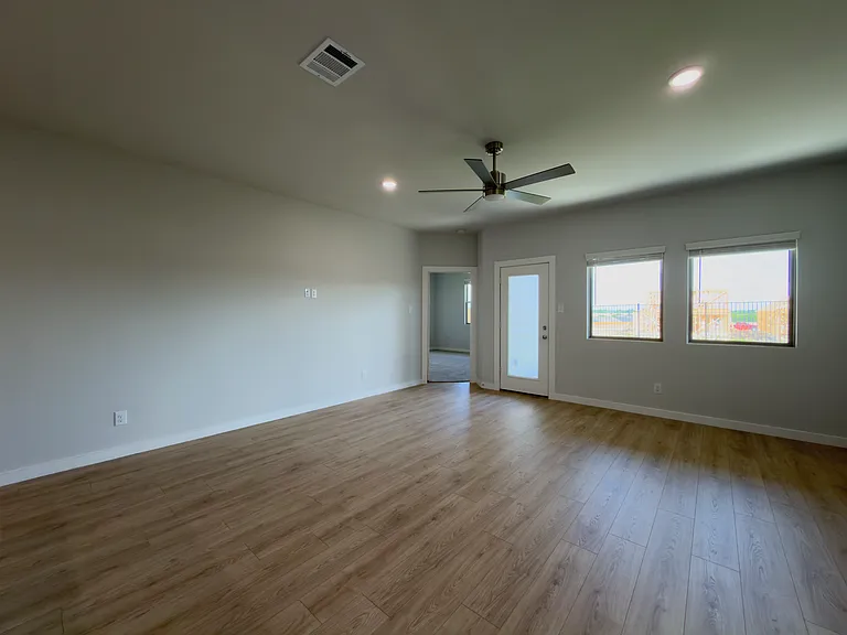 120 Millwood Rd — Photo 20