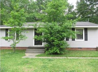 2563 McDowell Cir, Jackson, MS 39204