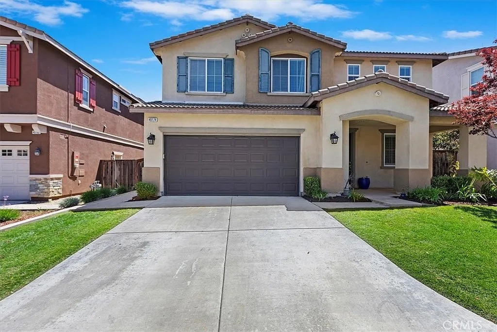 4 bed, 2788 sqft, $3,695 — Photo 3