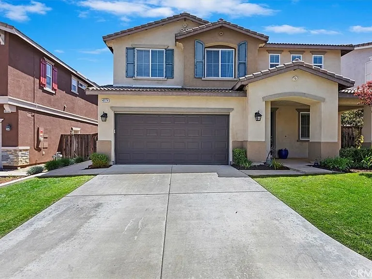 40174 Jaylene St — Photo 3
