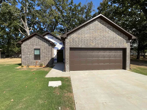 215 Kayla Ln, Lonoke, AR 72086