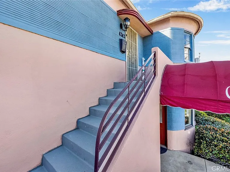 4343 Laurel Canyon Blvd — Photo 15