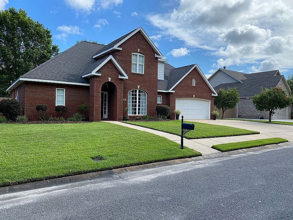 2nd image of 3528 Bramblewood Cir