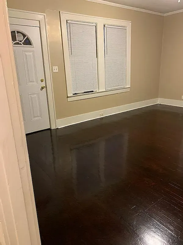 3 bed, 1290 sqft, $900 — Photo 3