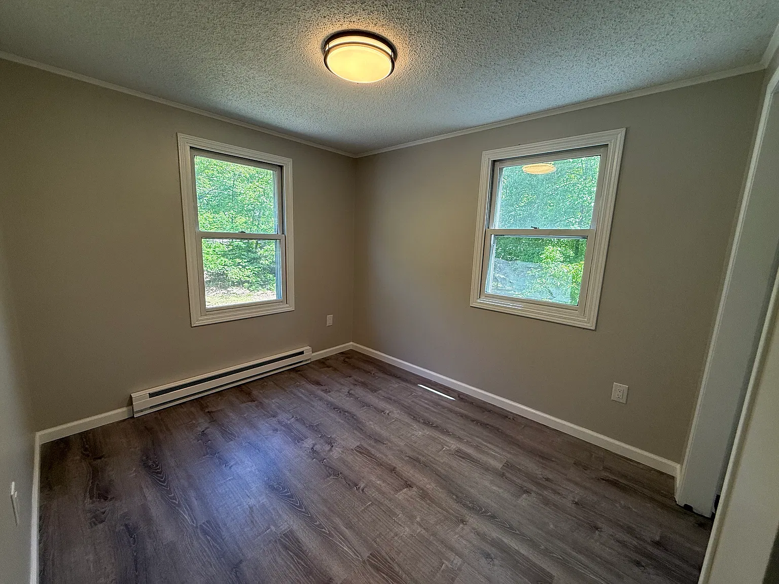 727 Stafford Rd — Photo 4