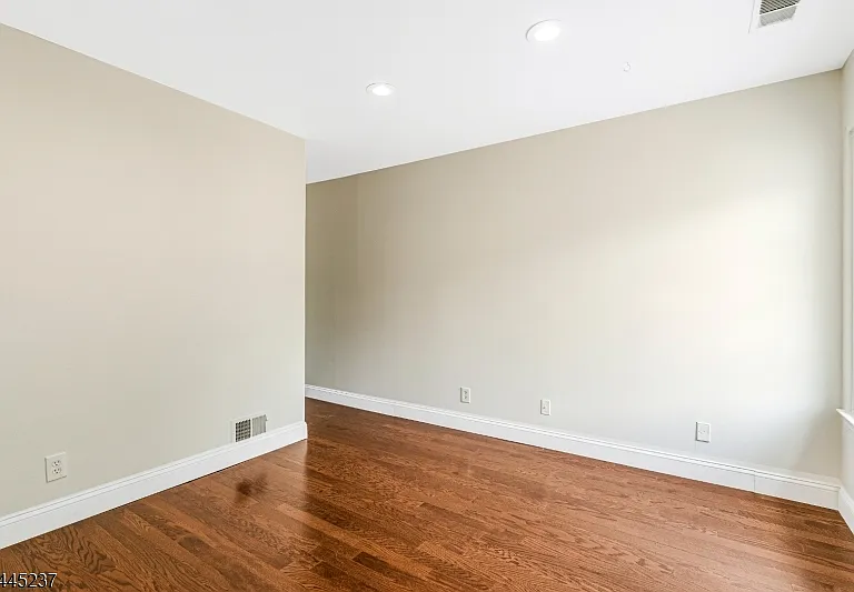 3 Tory Ct — Photo 21