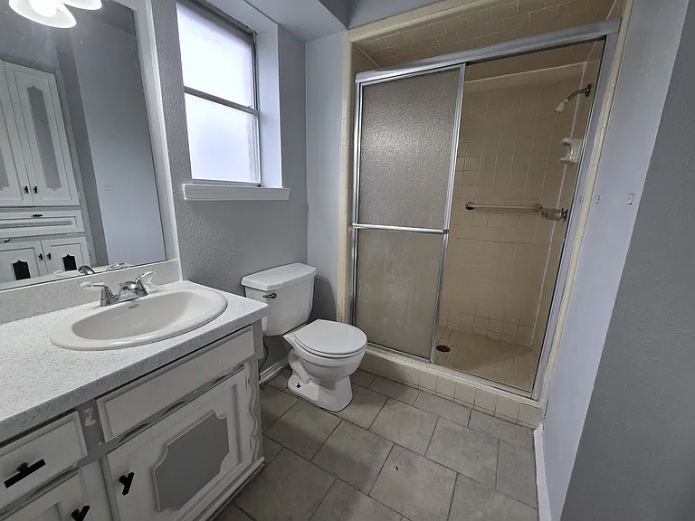 509 Arbor Ln — Photo 9